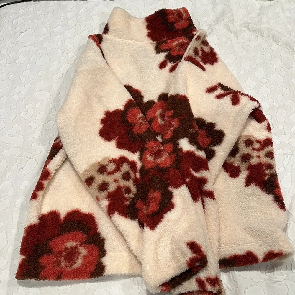 Loft pullover - Picture 3 of 3